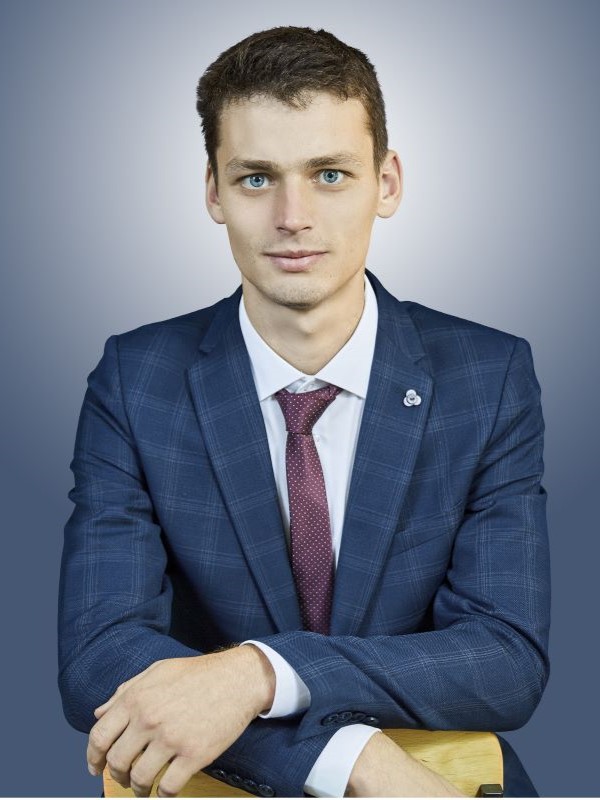 Верюжский Петр Алексеевич.