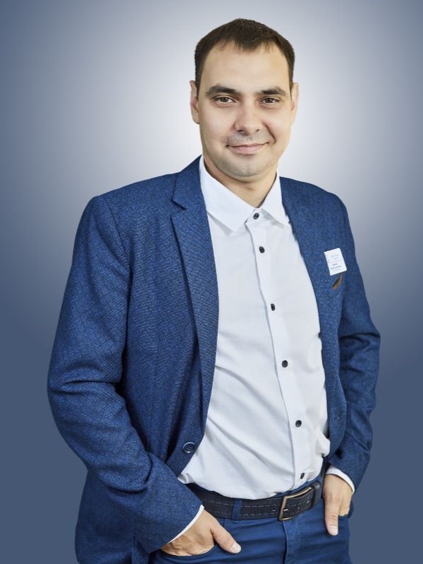 Фисенко Максим Сергеевич.